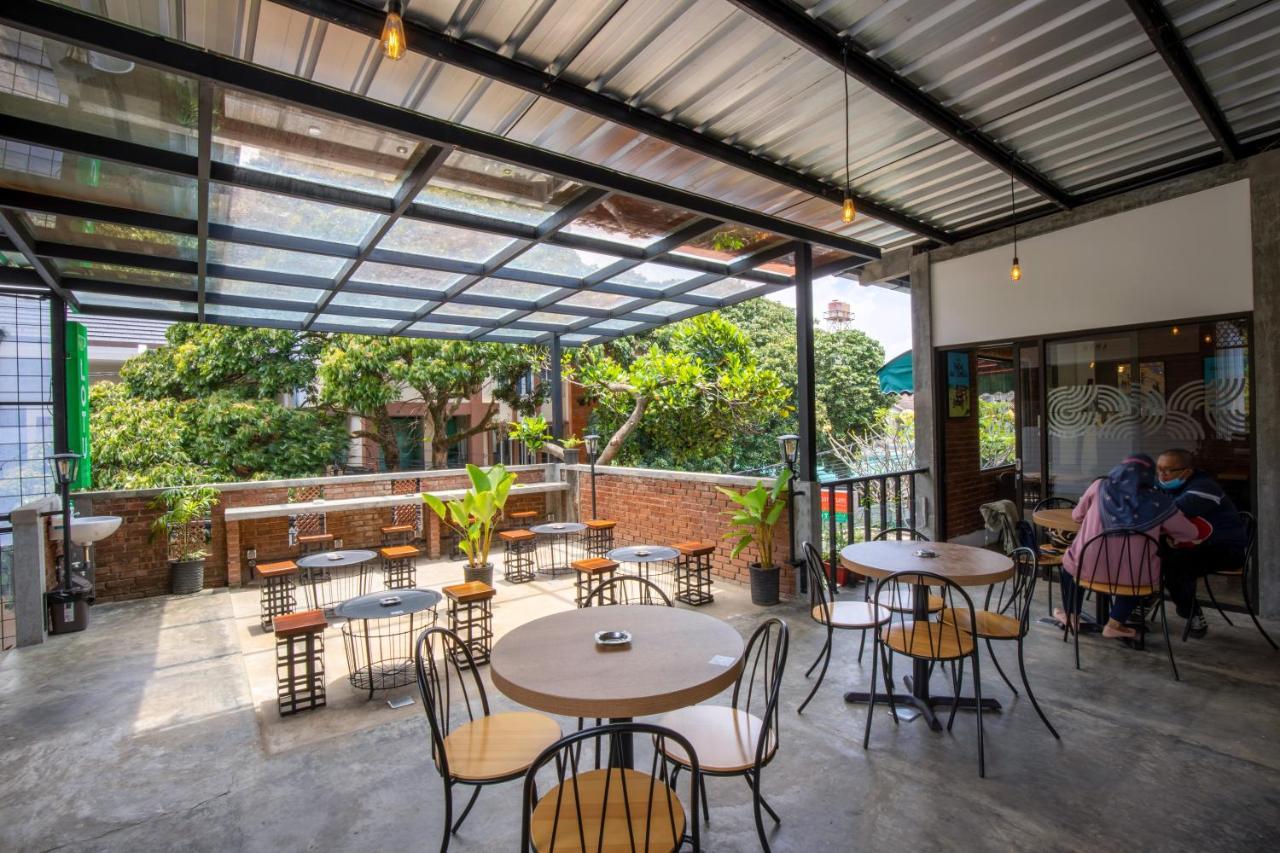 Sekararum Butik Syariah Guesthouse Bandung Kültér fotó